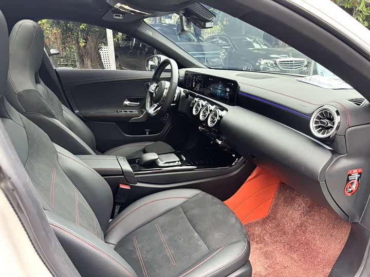 Фото 5 - Mercedes-Benz CLA-Class