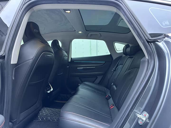 Фото 9 - XPeng P7