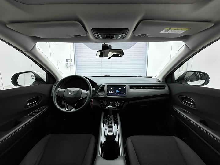 Фото 4 - Honda Vezel