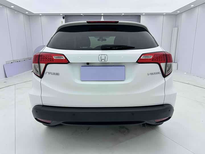 Фото 8 - Honda Vezel