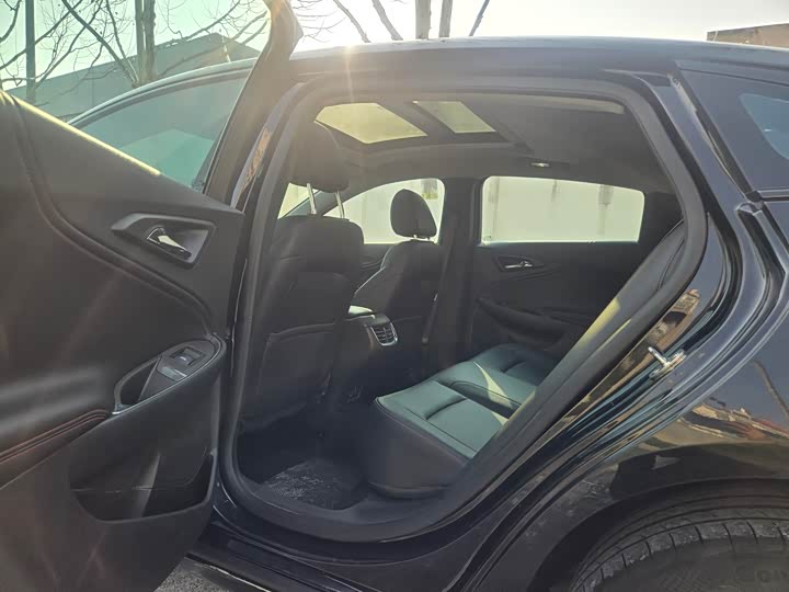 Фото 6 - Chevrolet Malibu XL