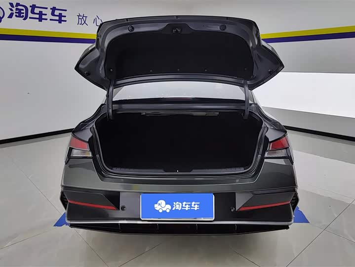 Фото 4 - Hyundai Elantra N line