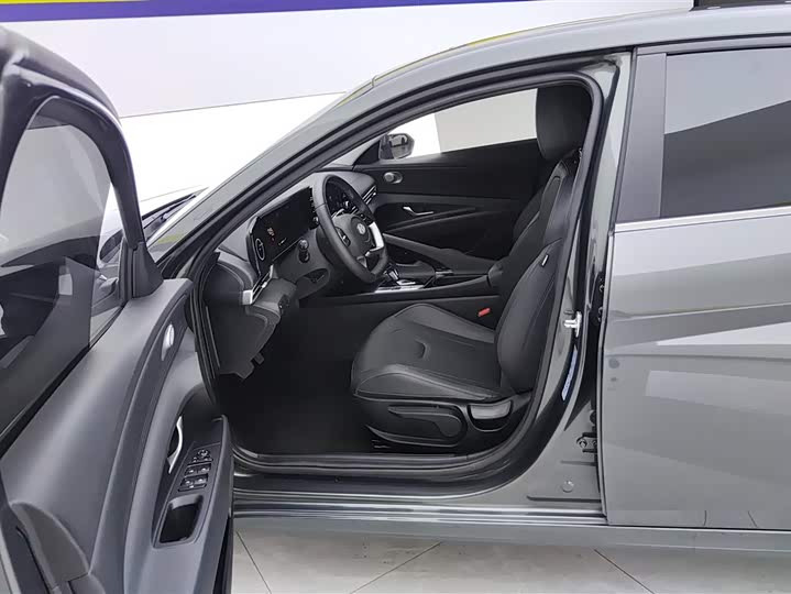 Фото 9 - Hyundai Elantra N line