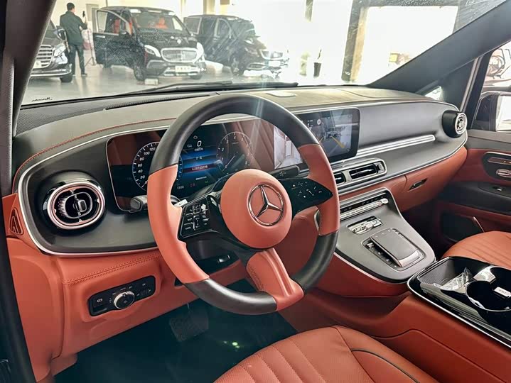 Фото 4 - Mercedes-Benz Vito