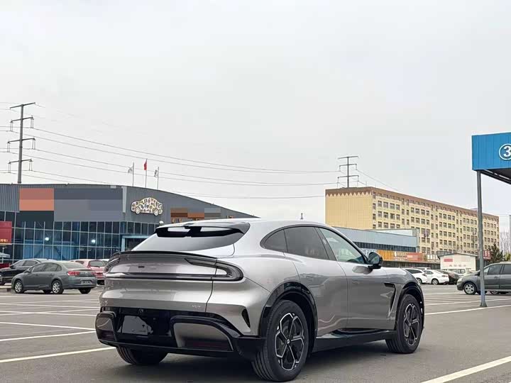 Фото 7 - Xiaomi YU7