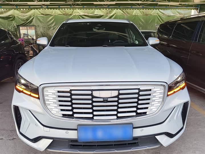 Фото 3 - Geely Monjaro