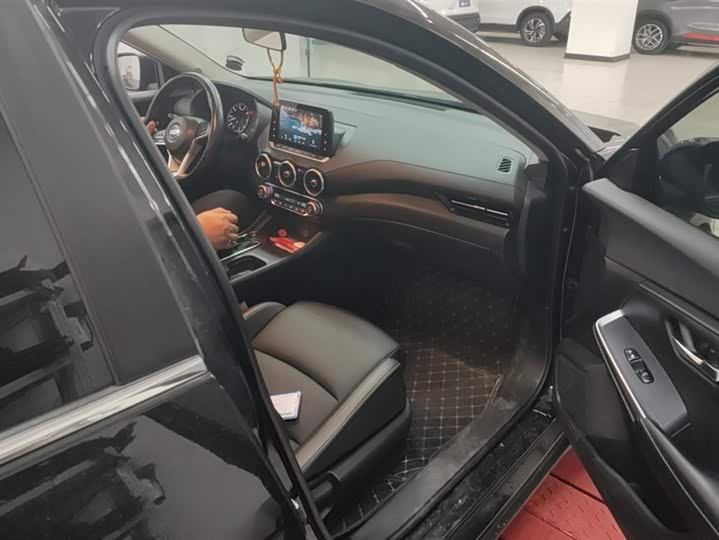 Фото 8 - Nissan Sylphy