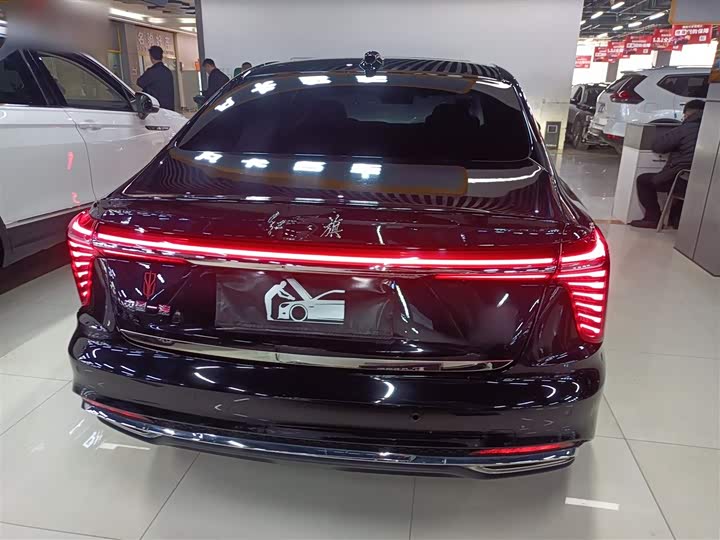 Фото 6 - Hongqi H5