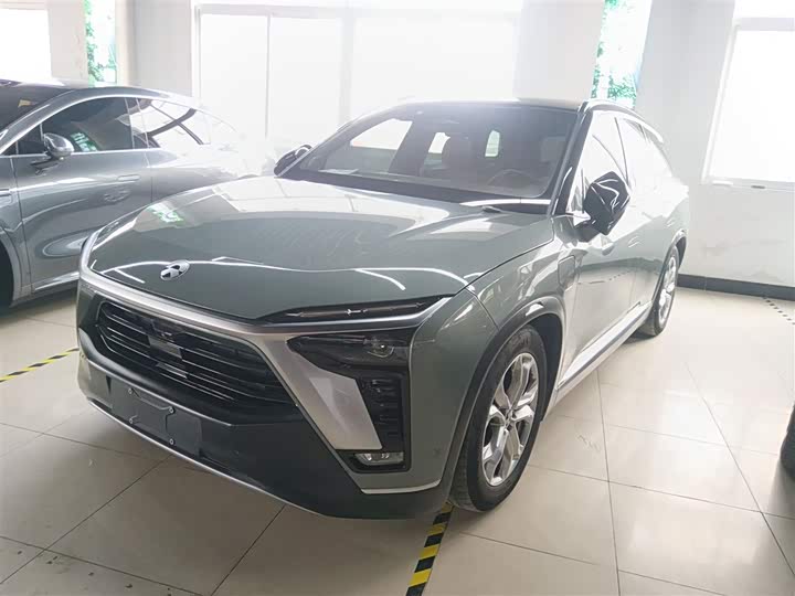 Фото 1 - Nio ES8