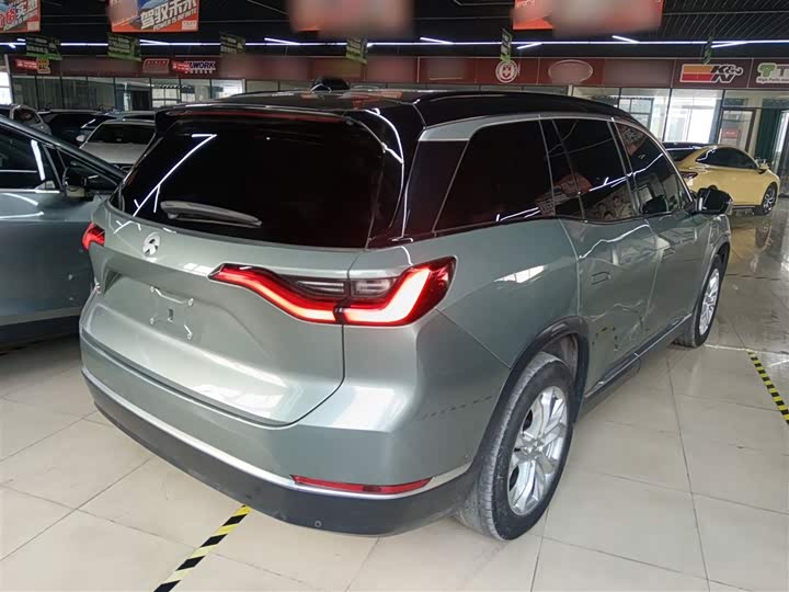 Фото 7 - Nio ES8