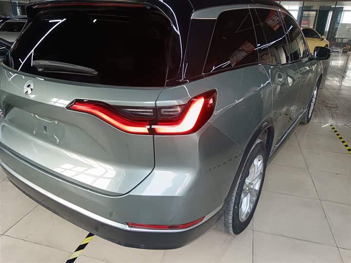 Фото 8 - Nio ES8