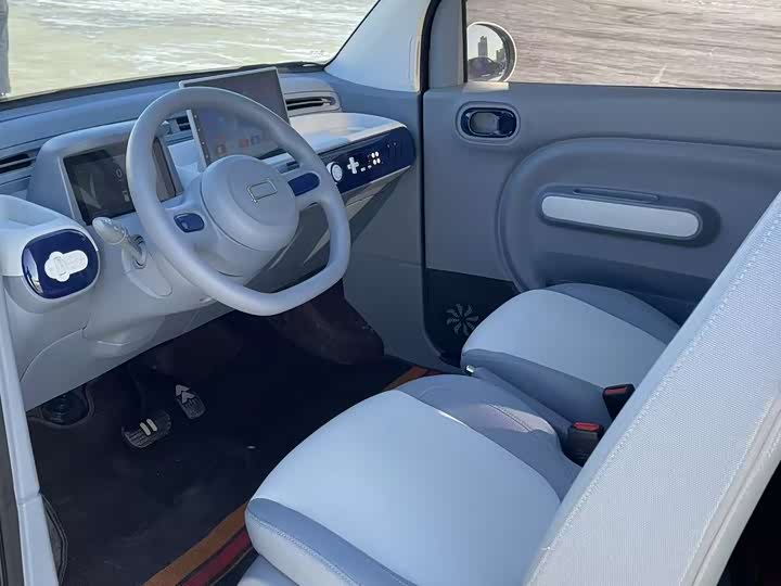 Фото 4 - Bestune Pony