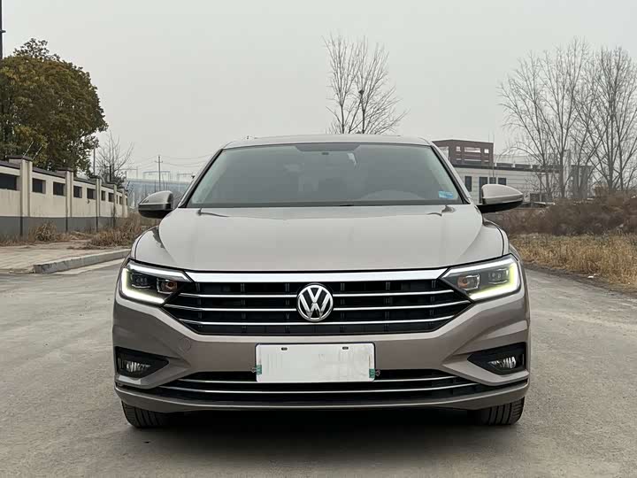 Фото 2 - Volkswagen Sagitar L