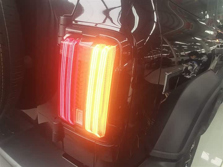 Фото 8 - Tank 300