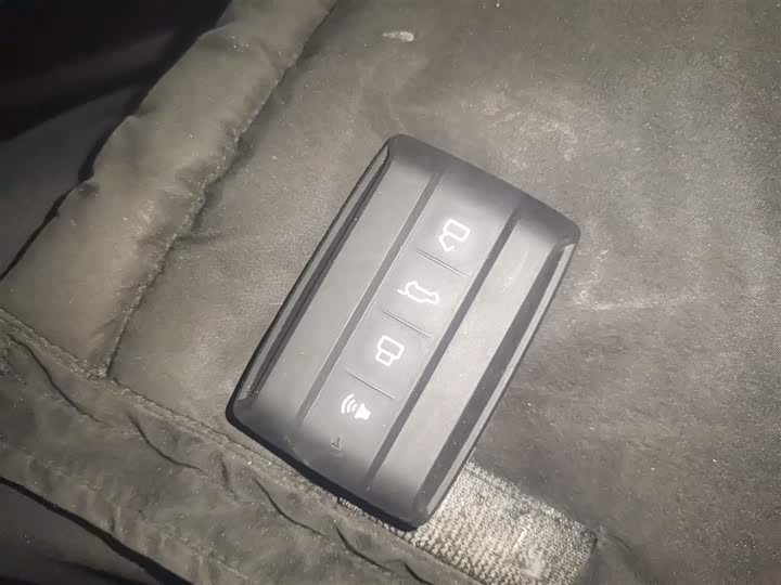 Фото 9 - Tank 300