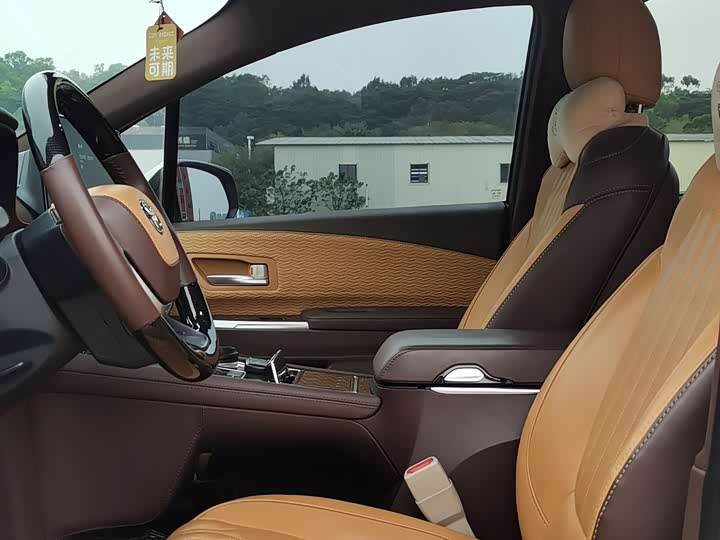 Фото 7 - Toyota Granvia