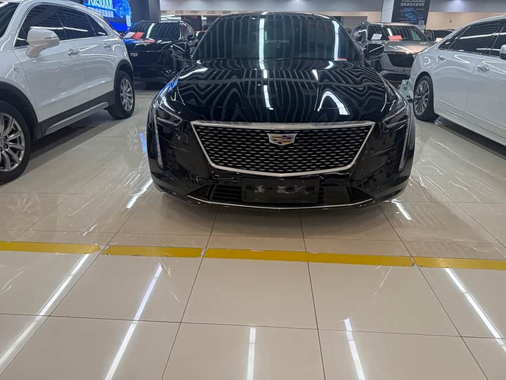 Фото 2 - Cadillac CT6