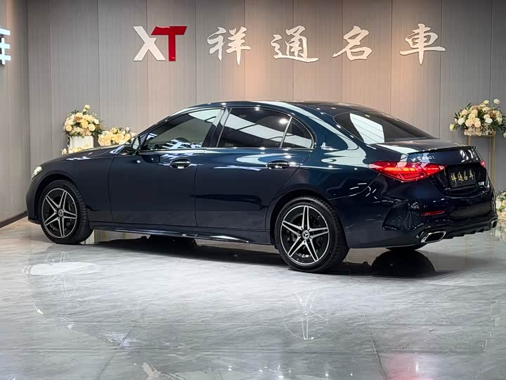 Фото 8 - Mercedes-Benz C-Class