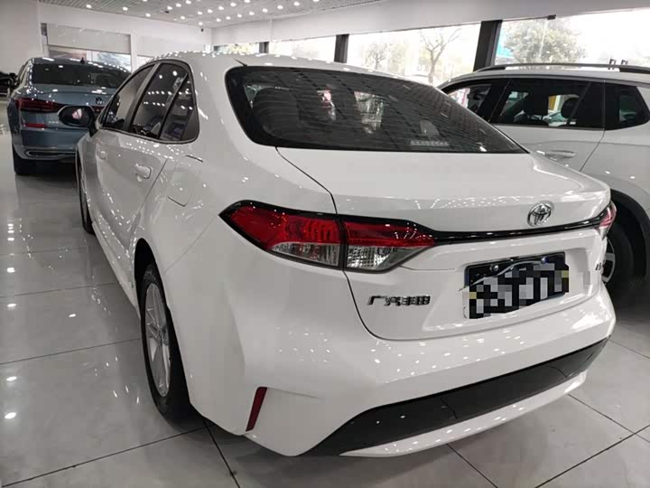 Фото 5 - Toyota Levin