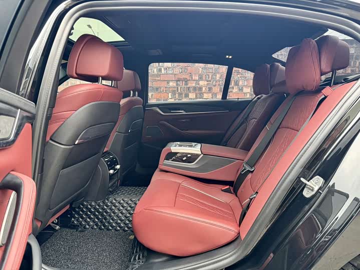 Фото 4 - BMW 5 Series