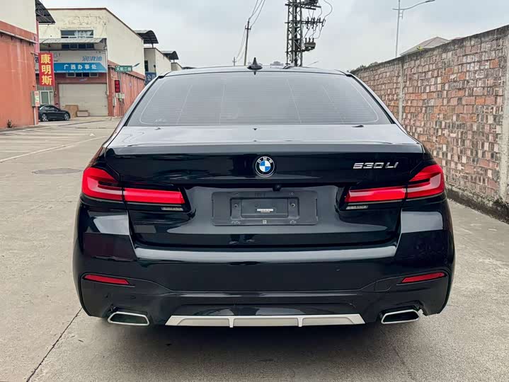 Фото 7 - BMW 5 Series