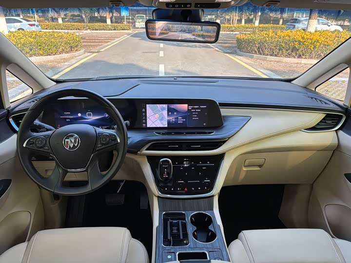 Фото 8 - Buick GL8 ES