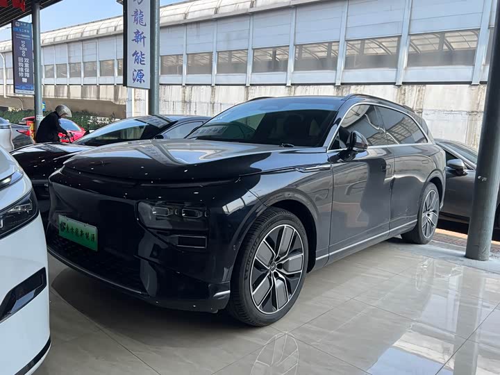 Фото 1 - XPeng G9