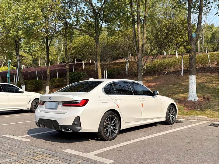 Фото 8 - BMW 3 Series