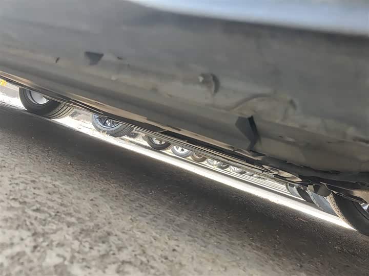 Фото 2 - Changan UNI-V