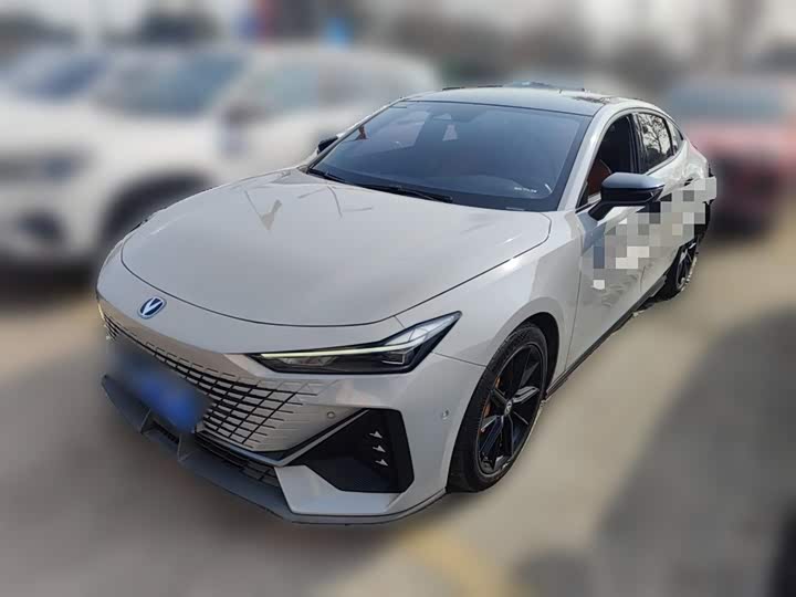 Фото 3 - Changan UNI-V