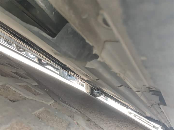 Фото 4 - Changan UNI-V