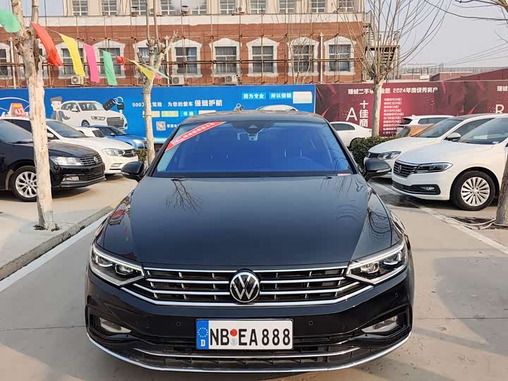 Фото 2 - Volkswagen Magotan