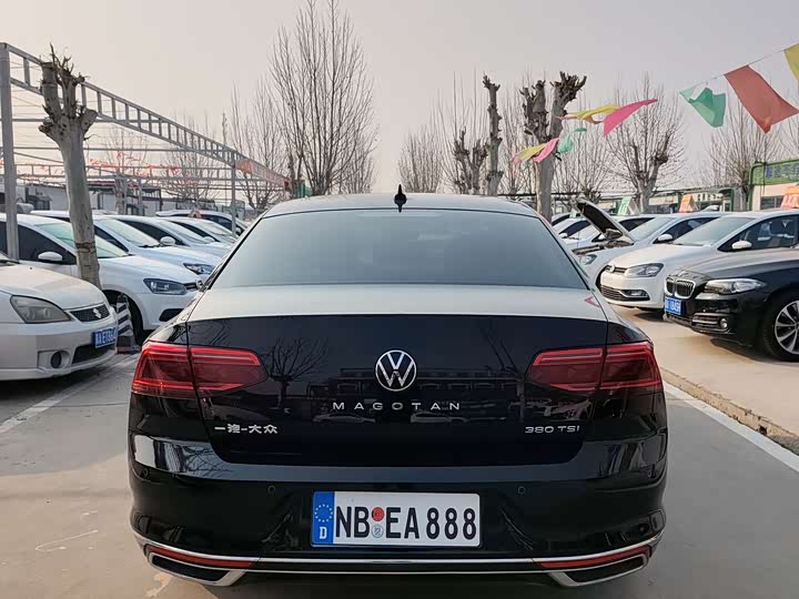 Фото 6 - Volkswagen Magotan