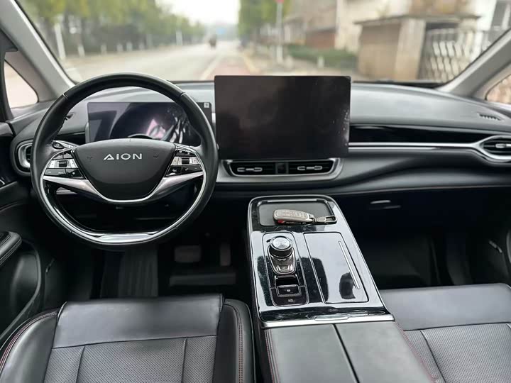 Фото 7 - GAC Aion V