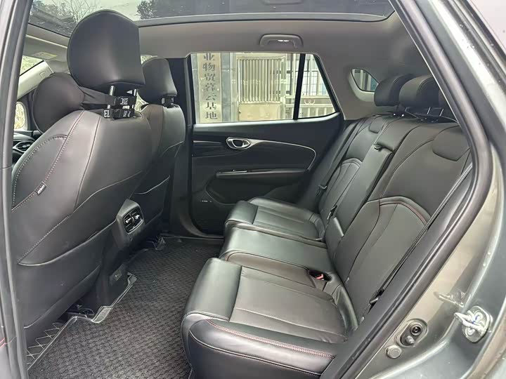 Фото 9 - GAC Aion V