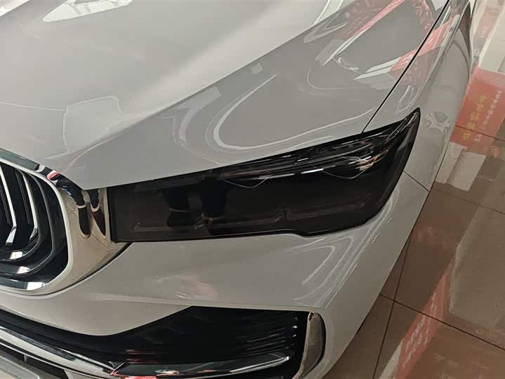 Фото 5 - Geely Monjaro