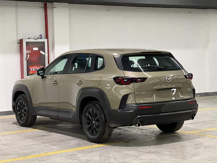 Фото 4 - Mazda CX-50