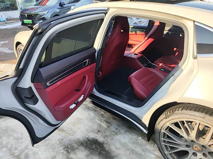 Фото 5 - Porsche Panamera