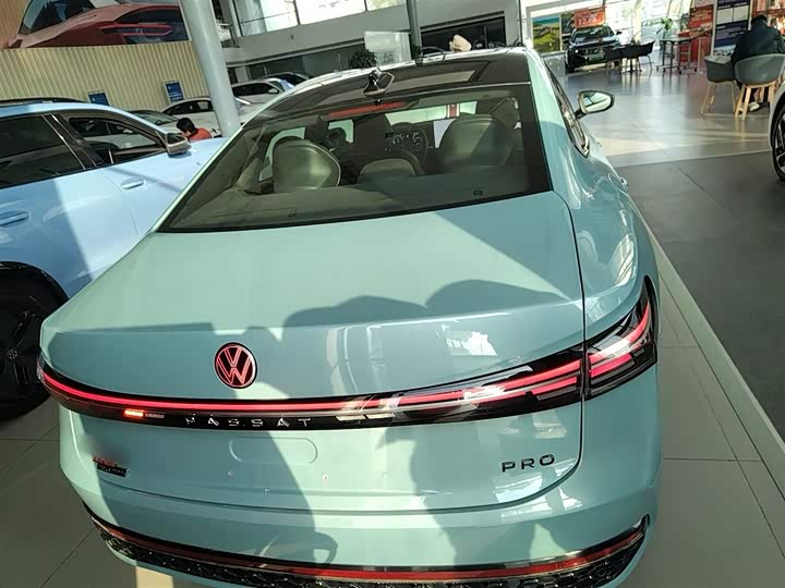 Фото 6 - Volkswagen Passat