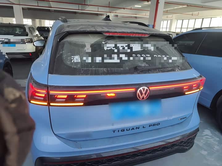 Фото 6 - Volkswagen Tiguan L Pro