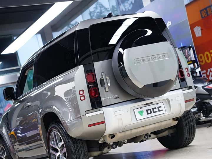 Фото 3 - Land Rover Defender