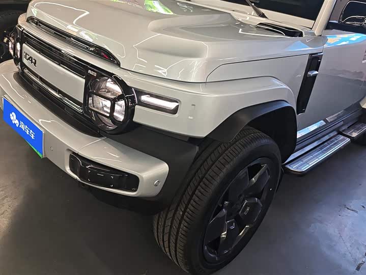 Фото 2 - Chery iCar V23