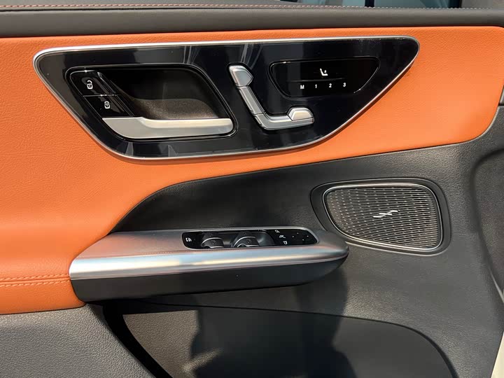 Фото 7 - Mercedes-Benz GLC-Class