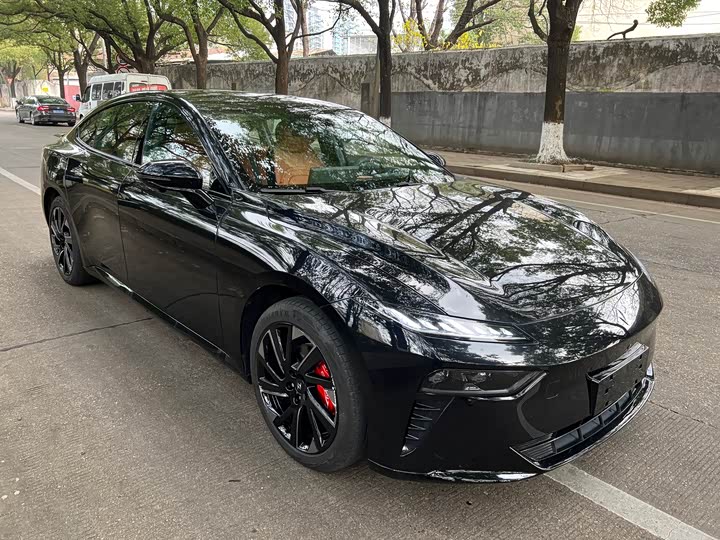 Фото 3 - Dongfeng Yipai eπ 007