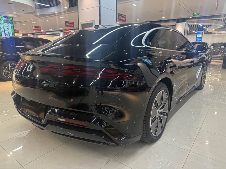 Фото 4 - Denza Z9