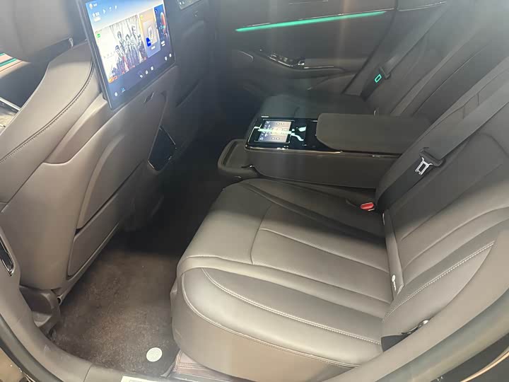 Фото 8 - Denza Z9