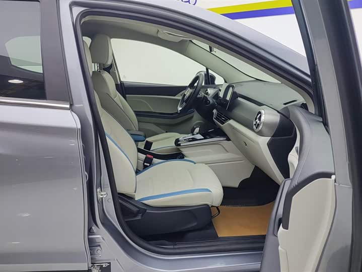 Фото 8 - BYD Yuan Pro