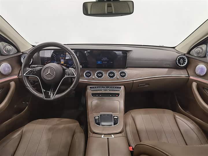 Фото 5 - Mercedes-Benz E-Class Hybrid