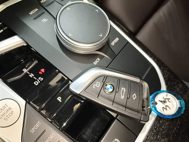 Фото 9 - BMW 3 Series