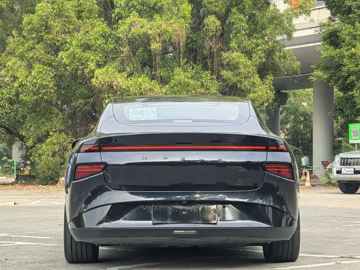 Фото 5 - XPeng P7